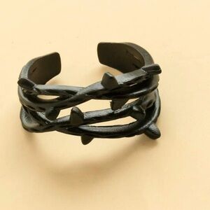 The Thorns wrapped thorn cuff ring